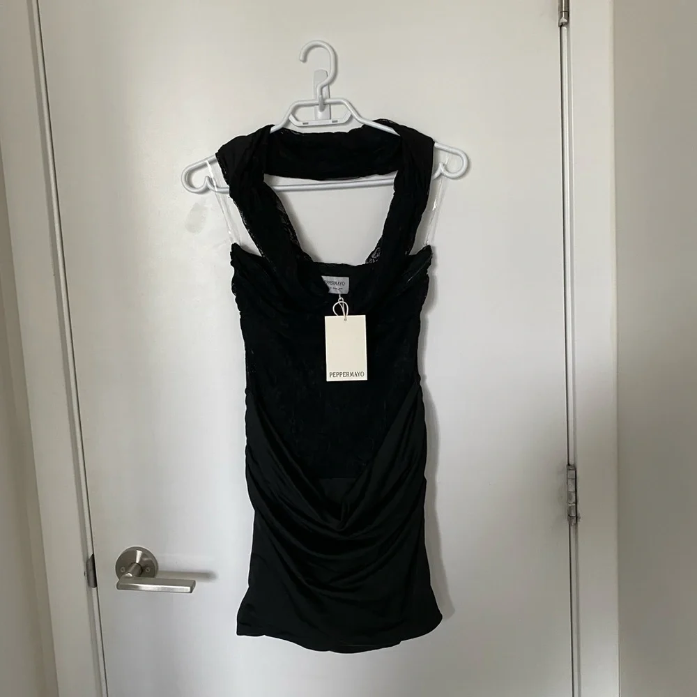 Beautiful Peppermayo black off shoulder lace detail mini dress new with tag - Picture 4 of 6